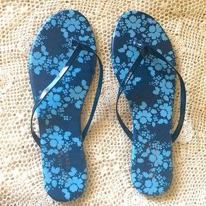 LC LAUREN CONRAD Sandals Flip Flops Navy & Light Blue Floral Bohemian Sz 10 NWOT